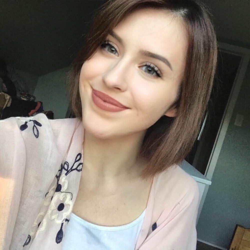 Meet your Posher, Natalie